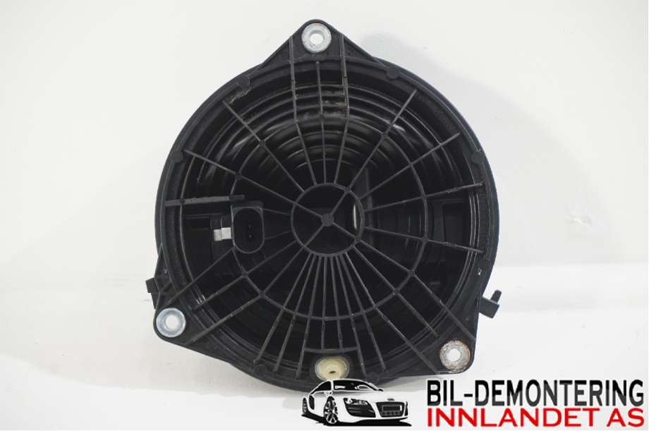 Bakluke/bakdør håndtak til VW Golf VII 2012-2017 (Fase 1)  (VOLKSWAGEN|5G9 827 469 D||5G9827469)
