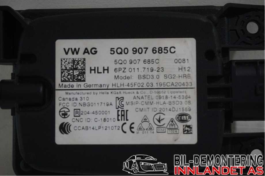 Sensor radar til Škoda Octavia 2017-2020 (Type III, Fase 2) (SKODA|5Q0 907 685 C||5Q0907685C)