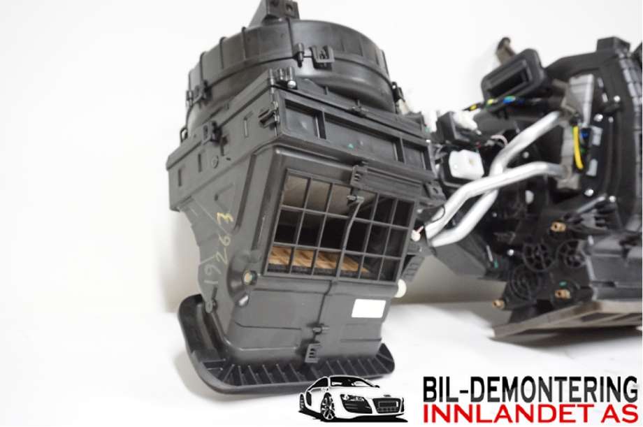 Varmeapparat til Nissan Navara 2016-->> (D23) (D23) (NISSAN|271105JV3A|)