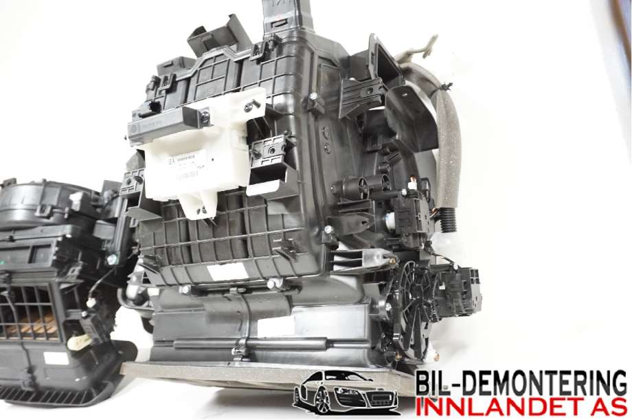 Varmeapparat til Nissan Navara 2016-->> (D23) (D23) (NISSAN|271105JV3A|)
