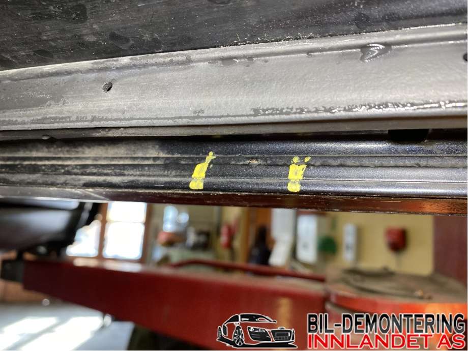 Dør høyre bak til Subaru Legacy 2007-2009 (Type IV, Fase 2) (SUBARU|60409AG0619P|)