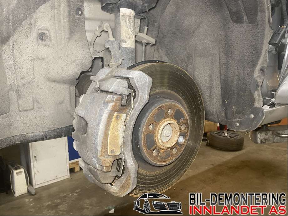 Bremsecaliper venstre foran til Volvo V60/V60 CC, 2013-2018 (Type I, Fase 2)  (VOLVO|36000375)