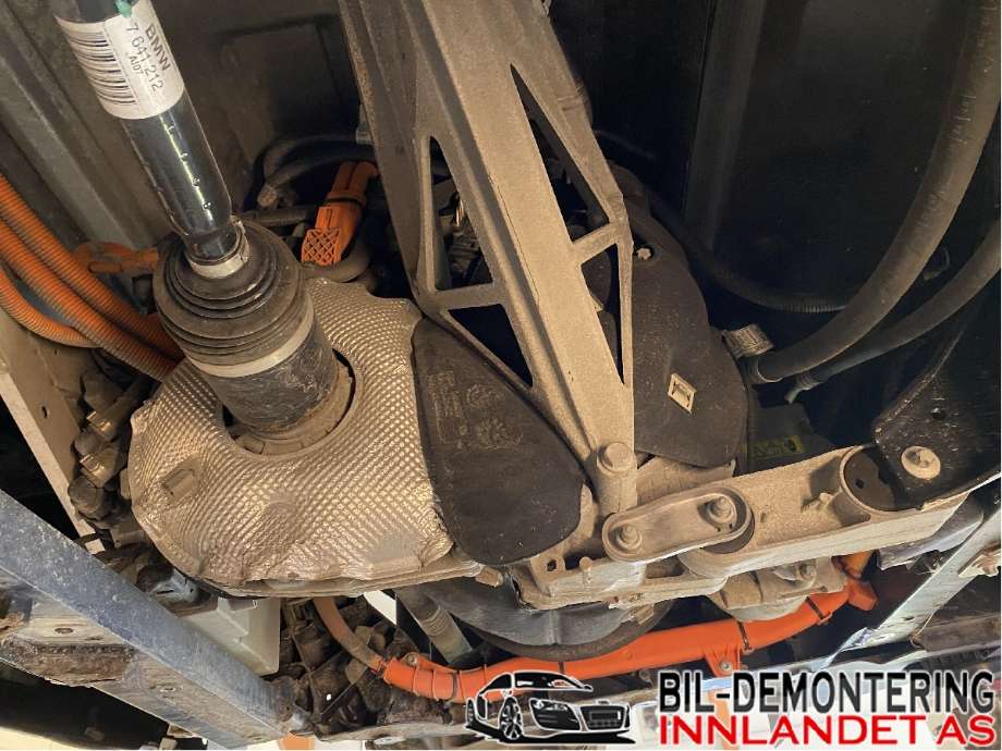 Drivaksel høyre bak, elbil til BMW i3, 2013-2022  (BMW|33 20 7 641 212)