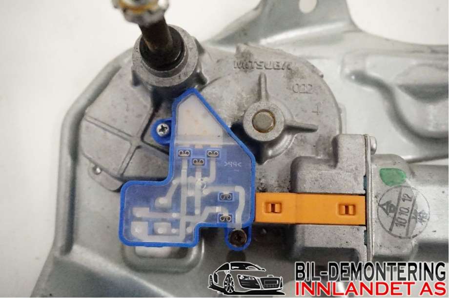 Viskermotor bakrute til Subaru Outback 2009-2014 (Type IV)  (SUBARU|86510AJ081|)