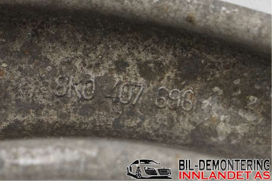 Bærebru høyre foran nedre til Audi A5 2007-2016 (Type I)  (AUDI|8K0 407 694 N||8K0407696L)