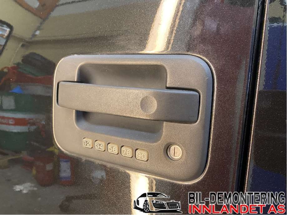 Dør venstre foran til Ford F-150 Raptor 2010-2016 (P415) (P415) (FORD (US)|AL3Z1820125C|)
