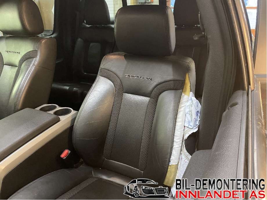 Sete foran venstre til Ford F-150 Raptor 2010-2016 (P415) (P415) (FORD (US)|)