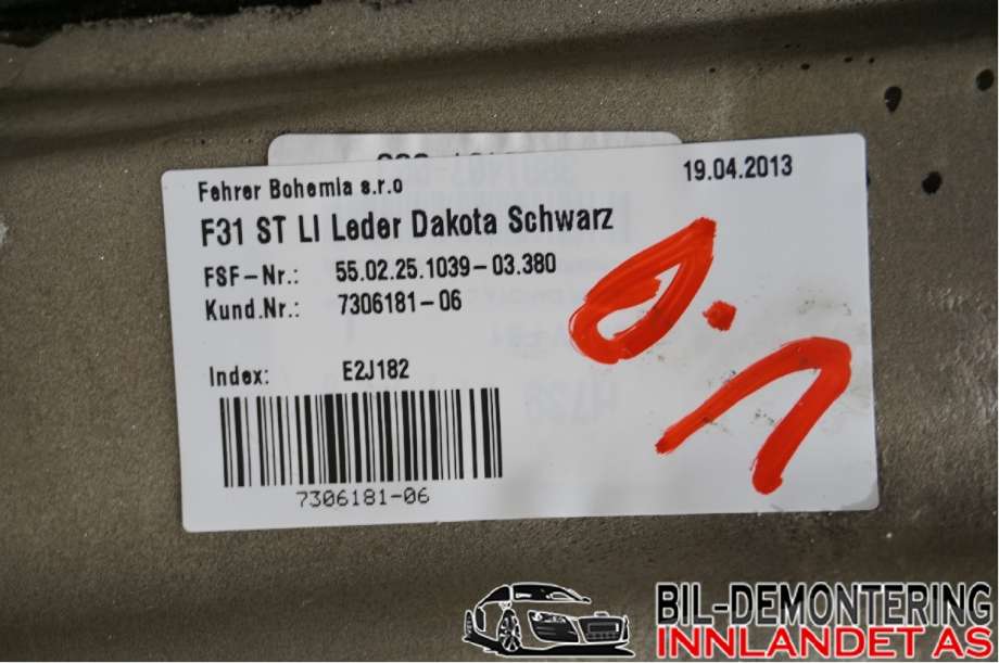 Sete bak til BMW 3-Serie 2012-2018 (F30/F31/F34) (F30/F31/F34) (BMW|52 20 7 309 756|52 20 7 309 858|)