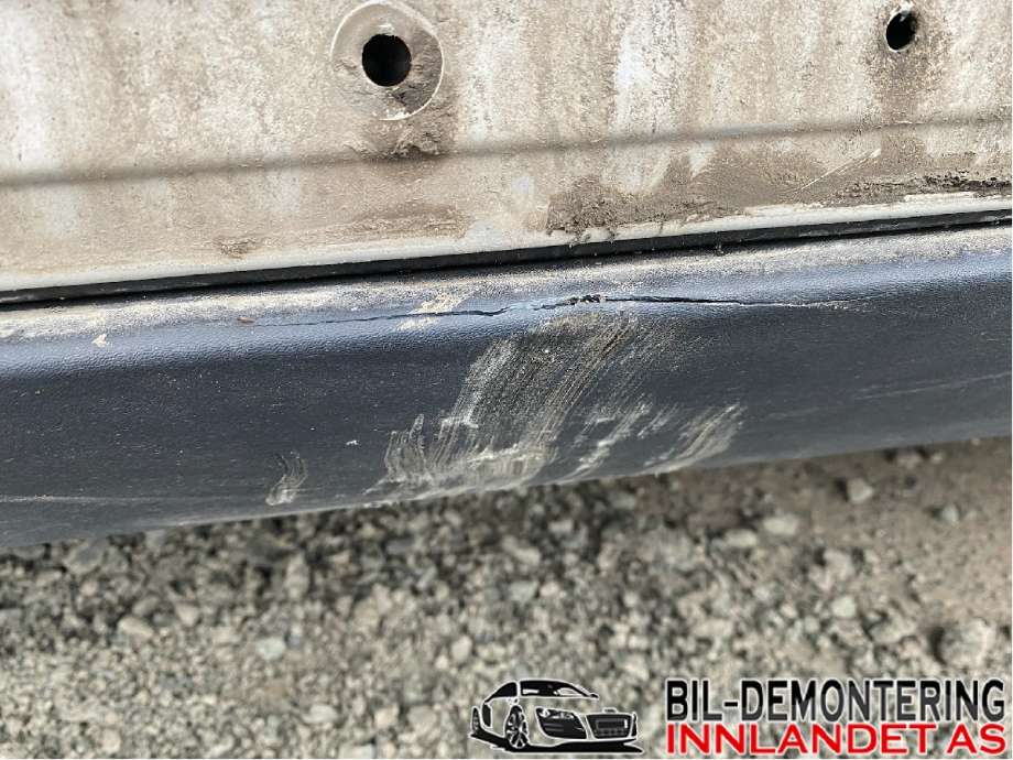 Dør venstre bak til Volvo S40 2004-2007 (Type II, Fase 1) (VOLVO|31335461|)
