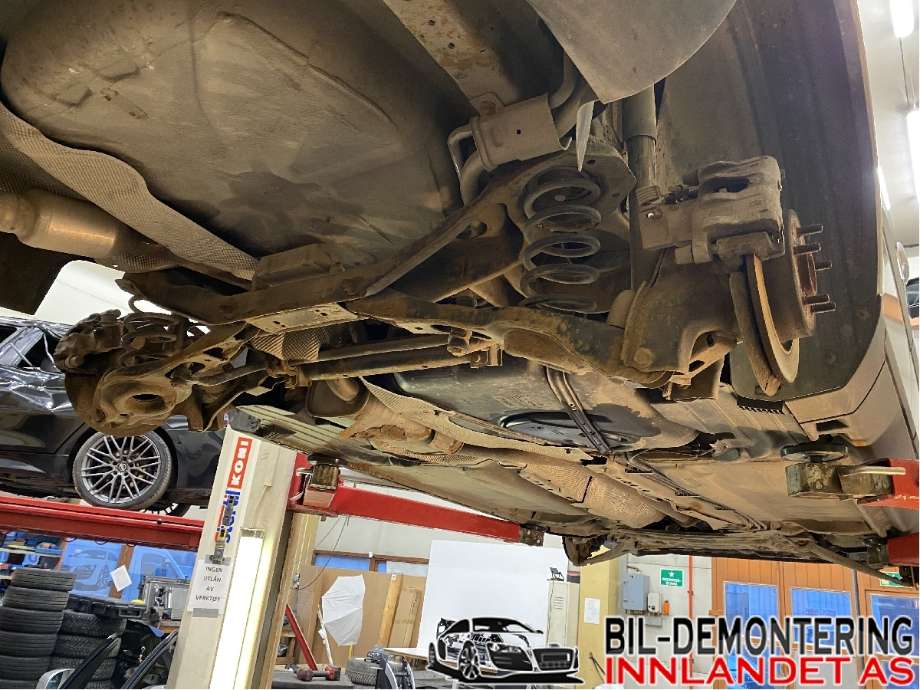 Bakaksel til Volvo S40, 2004-2007 (Type II, Fase 1)  (VOLVO|31360209)