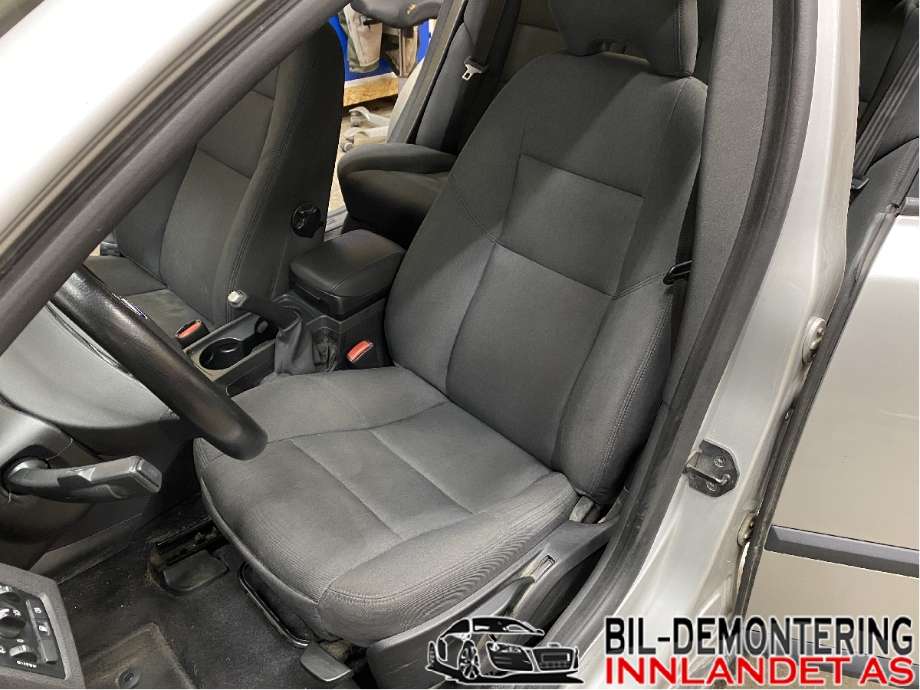 Sete foran venstre til Volvo S40, 2004-2007 (Type II, Fase 1)  (VOLVO|517700)