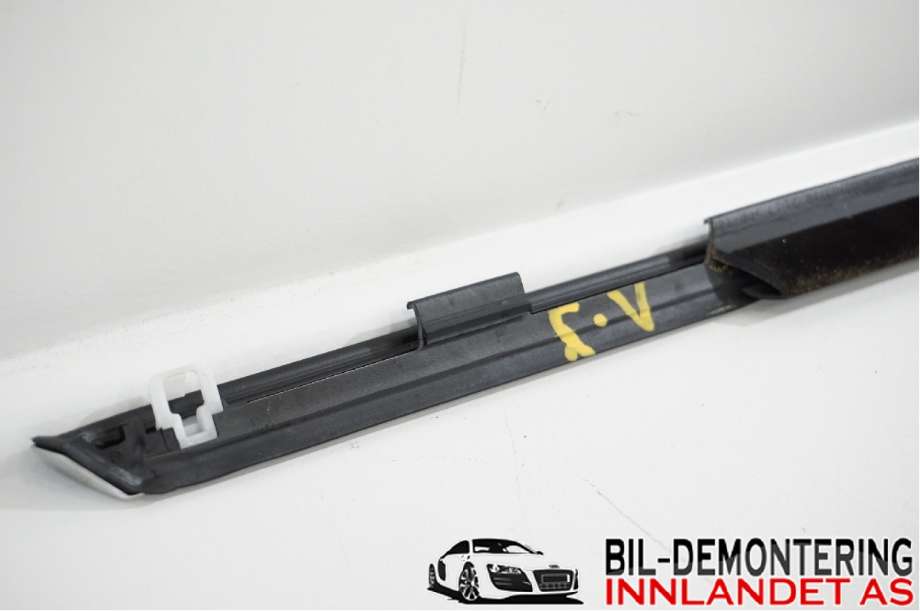 Diverse deler til Volvo XC60 2017-->> (Type II) (VOLVO|32205527|)