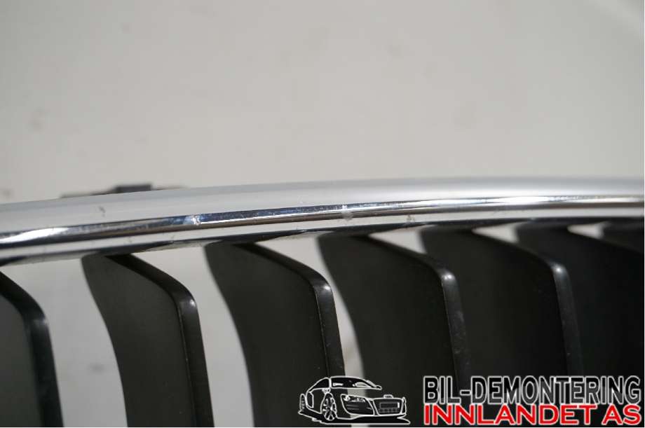 Grill høyre til BMW 1-Serie 2004-2011 (E81/E82/E87/E88) (E81/E82/E87/E88) (BMW|51 71 0 441 920|)