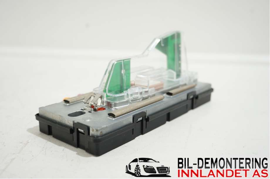 Antenne forsterker til Volvo XC60, 2017-->> (Type II)  (VOLVO|31438104)