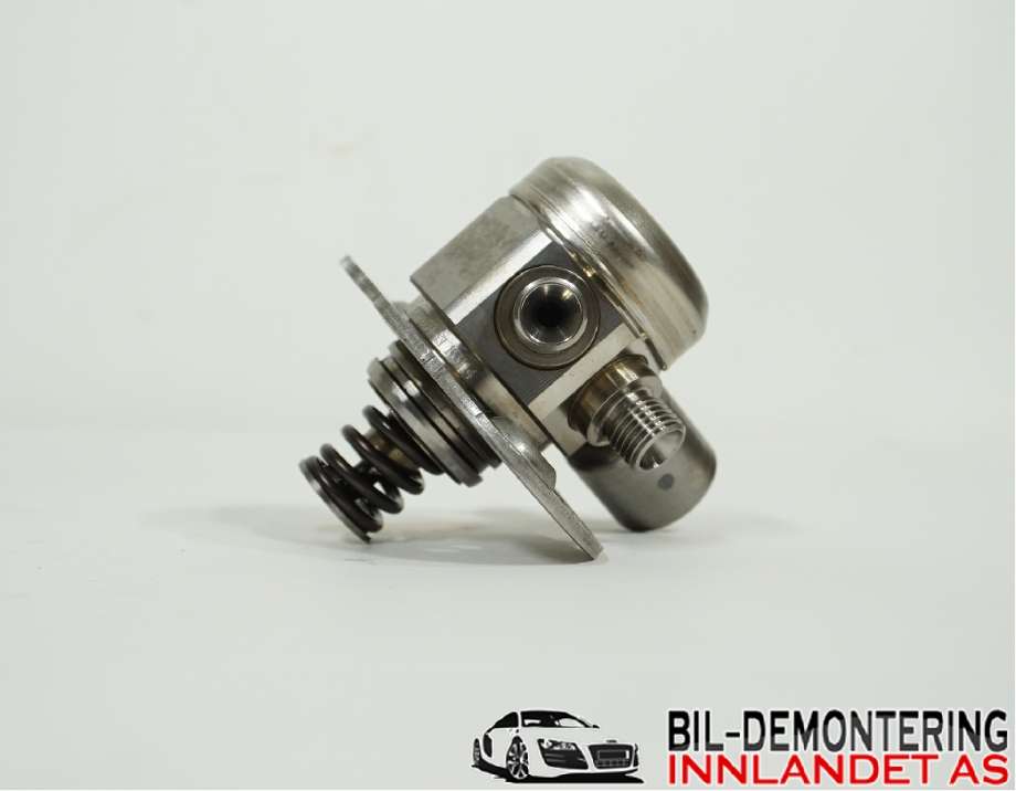 Styreenhet drivstoffpumpe til BMW 3-Serie 2012-2018 (F30/F31/F34) (F30/F31/F34) (BMW|13 51 8 604 229||13517584461)