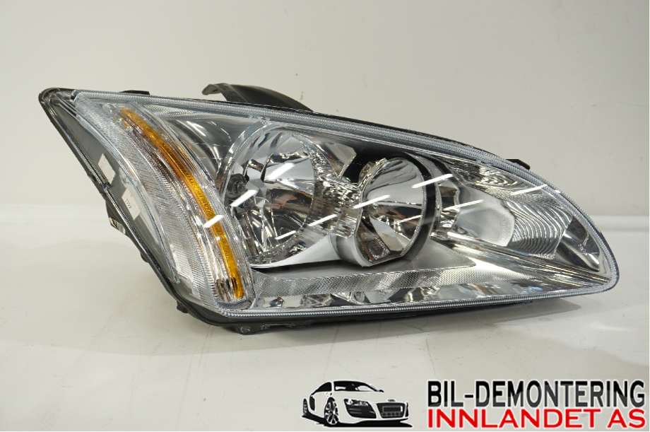 Frontlykt høyre halogen til Ford Focus, 2004-2007 (Type II, Fase 1)
