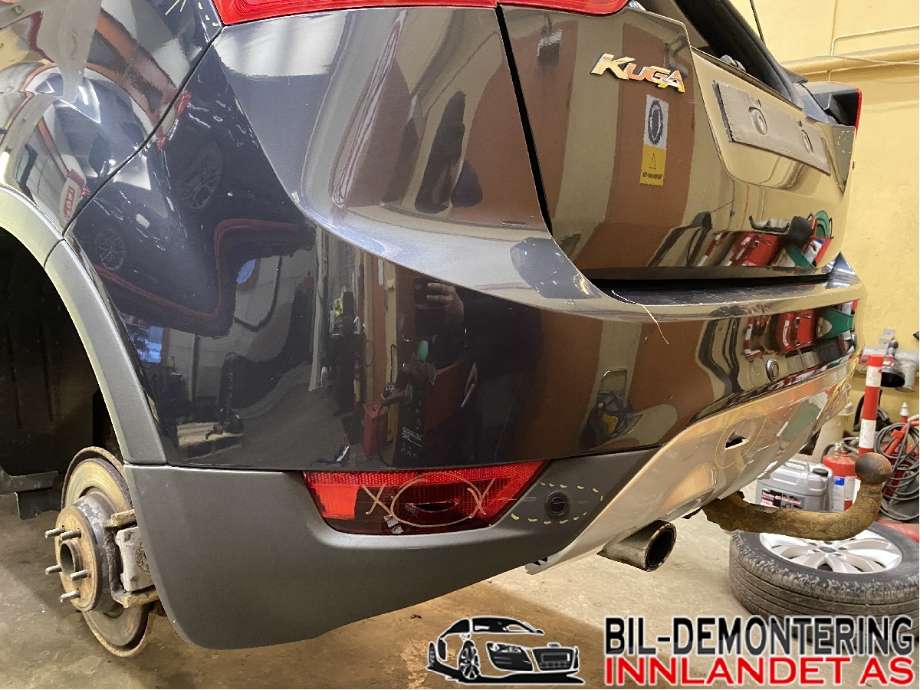 Støtfanger bak til Ford Kuga, 2008-2012 (Type I)  (FORD|8V41-17906-ADXWAA)