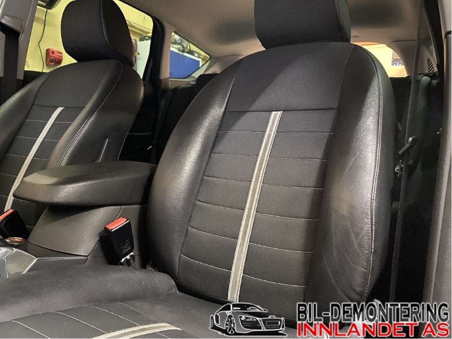Sete foran venstre til Ford Kuga 2008-2012 (Type I)  (FORD|)