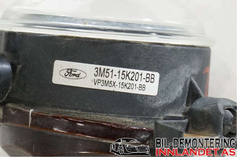 Tåkelykt høyre foran til Ford Kuga 2008-2012 (Type I)  (FORD|3M51-15K201-BB|)