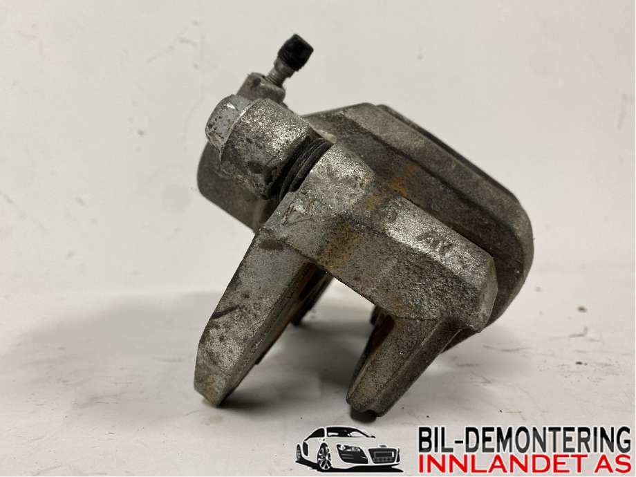 Bremsecaliper høyre foran til Mitsubishi Outlander 2015-->> (Type III, Fase 2)  (MITSUBISHI|MR370776|)