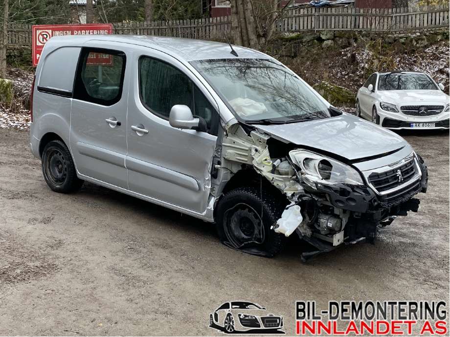 Viskermotor frontrute til Peugeot Partner, 2015-2019 (Type II, Fase 2)  (PEUGEOT|6405 LK)