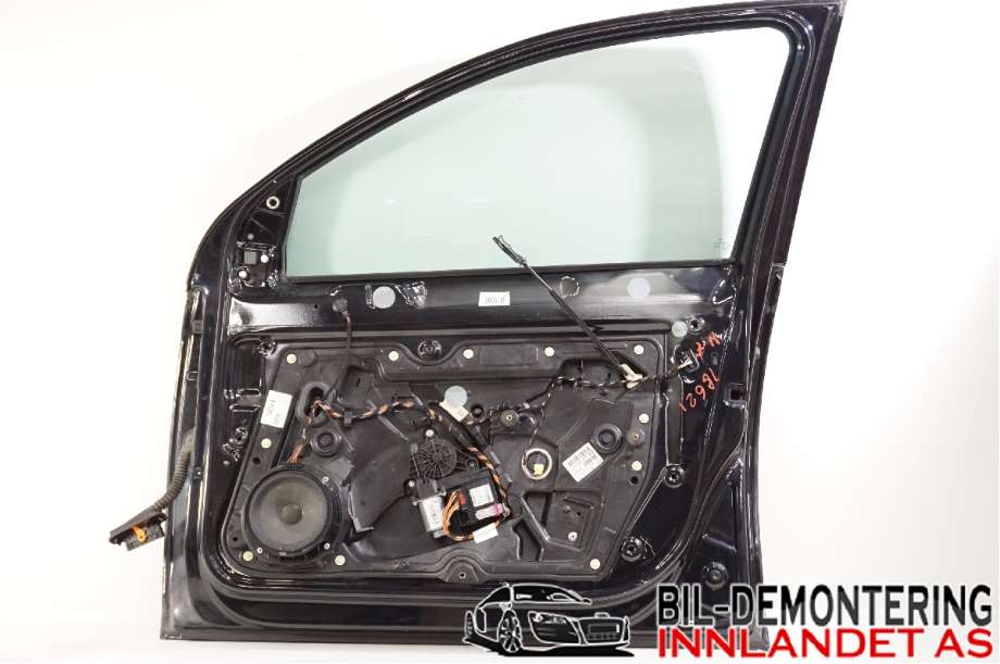 Dør høyre foran til VW Golf VI 2008-2012  (VOLKSWAGEN|5K4 831 056 H|)