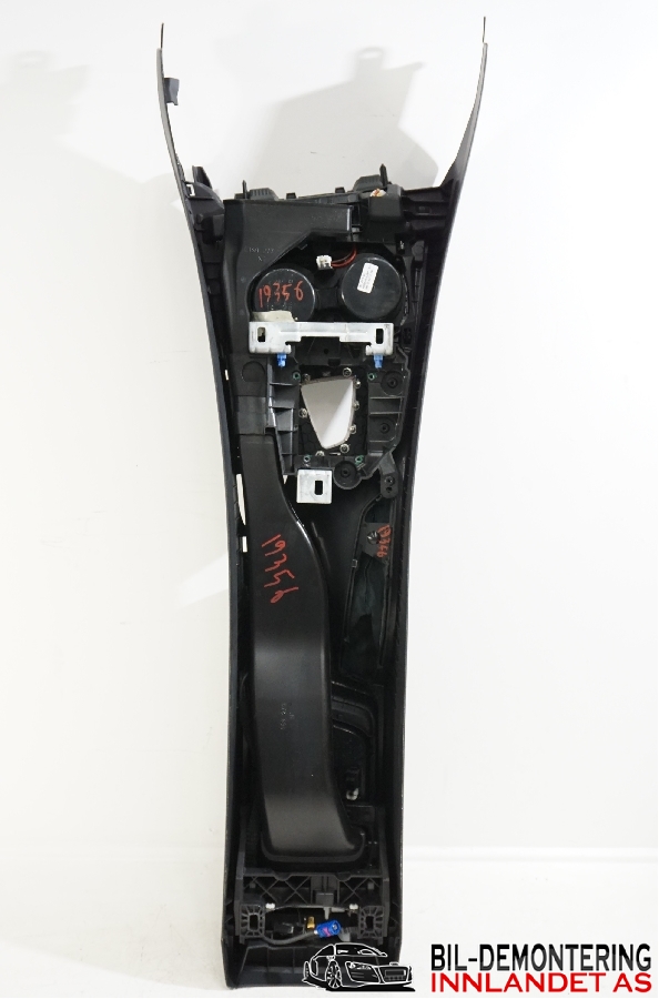 Innredning, Konsoll til BMW 3-Serie 2012-2018 (F30/F31/F34) (F30/F31/F34) (BMW|51 16 9 360 528|51 16 2 405 917|)