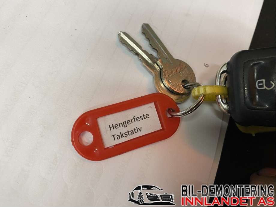 Hengerfeste til Škoda Octavia 2009-2013 (Type II, Fase 2)  (SKODA|1Z5 804 875 A|)
