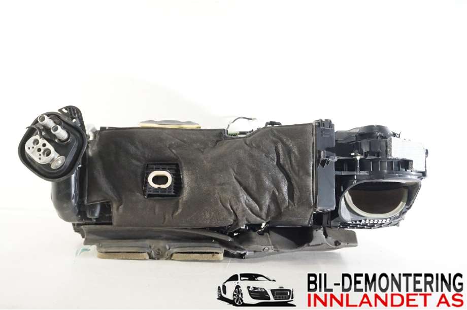 Varmeapparat til Mercedes ML 2011-2015 (Fase 1) (W166) (W166) (MERCEDES|A 166 830 24 60|A 166 906 61 00|64119296823-02)