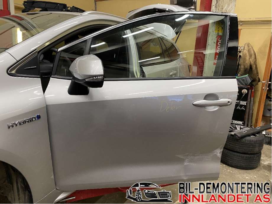 Dørhåndtak utv venstre foran til Toyota Corolla, 2019-->>  (TOYOTA HYBRID|6921002350B0)