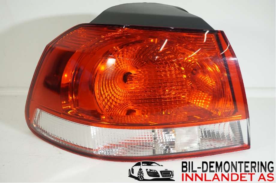 Baklykt venstre til VW Golf VI 2008-2012 (VOLKSWAGEN|5K0 945 095 E|VALEO)