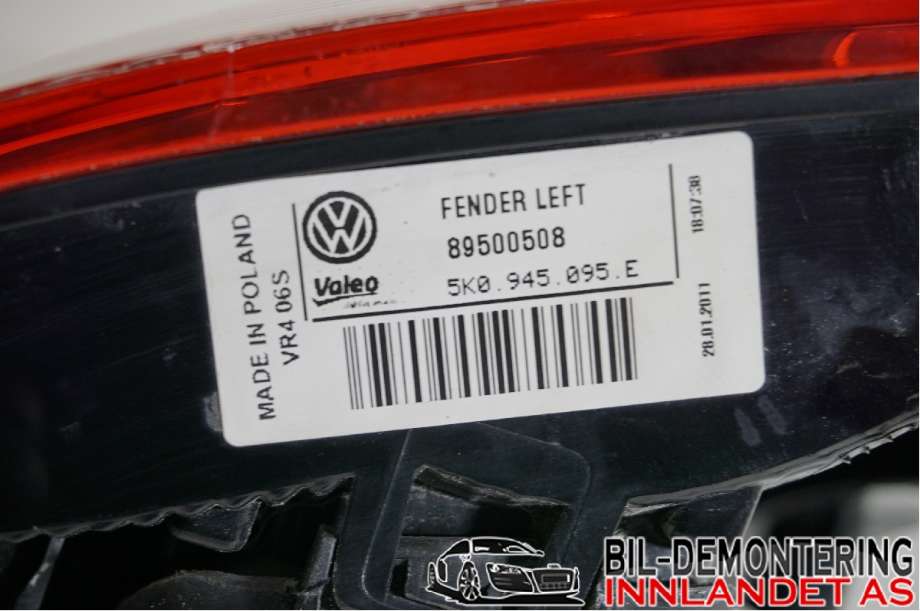 Baklykt venstre til VW Golf VI 2008-2012 (VOLKSWAGEN|5K0 945 095 E|VALEO)