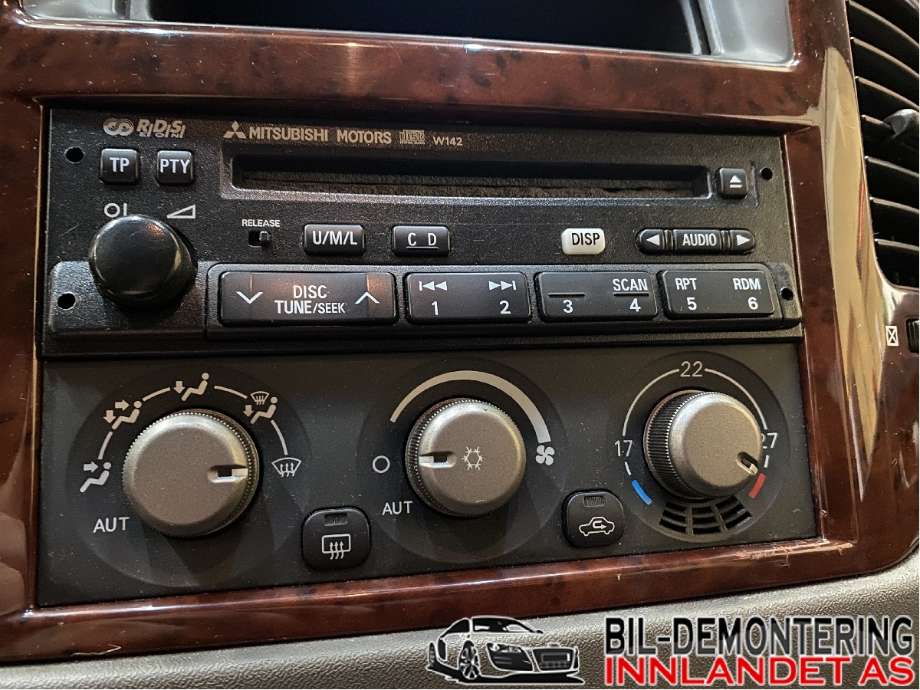 Varmeapparat betjening til Mitsubishi Pajero 2000-2006 (Type III) (MITSUBISHI|MR958005|)