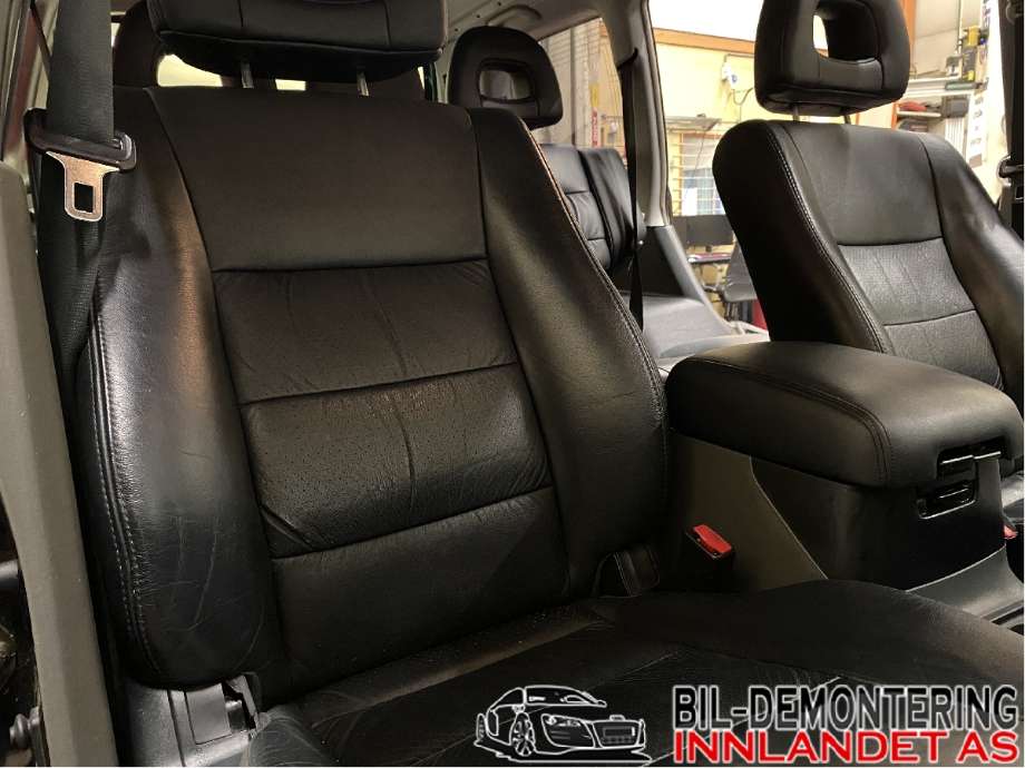 Sete foran høyre til Mitsubishi Pajero 2000-2006 (Type III) (MITSUBISHI|)