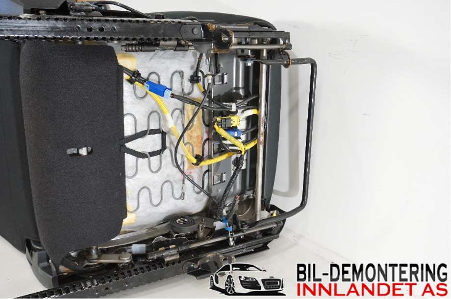 Sete foran venstre til Subaru Impreza 2008-2012 (Type III) (SUBARU|64115FE360|)