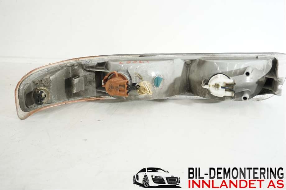 Blinklykt høyre til Chevrolet Suburban 2002-2006  (CHEVROLET|332-1678R-US|3321678RUS)