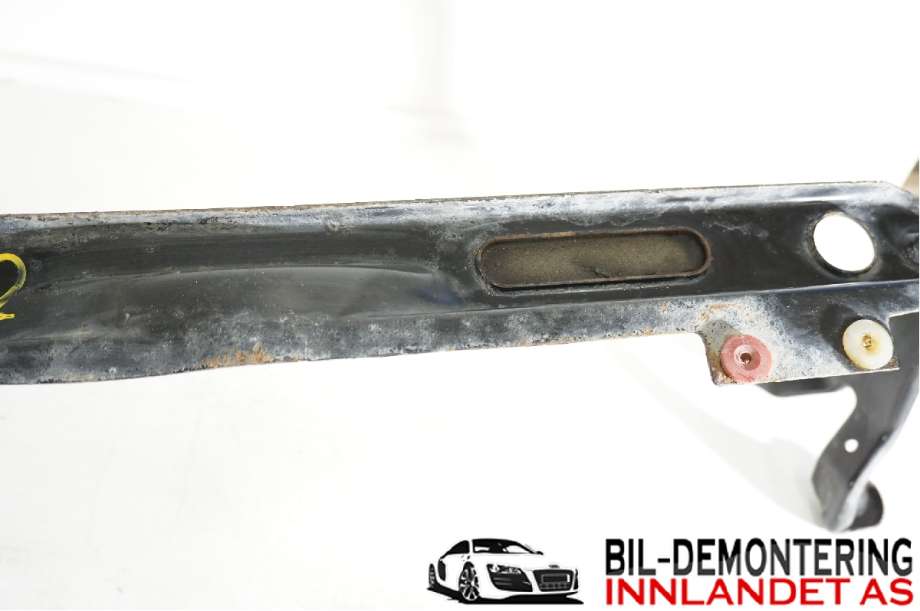 Diverse deler til Ford Kuga 2008-2012 (Type I) (FORD|1519747||8V41-8A297-AB)