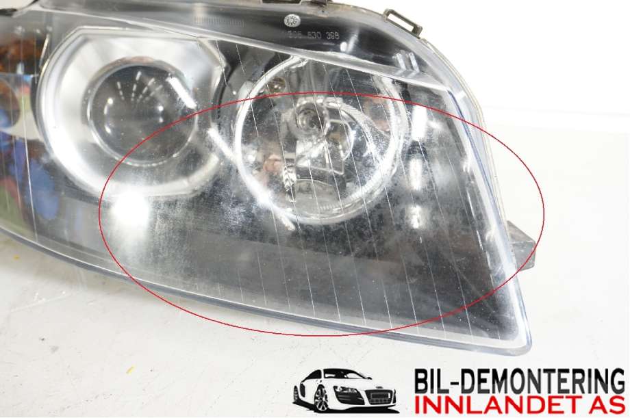 Frontlykt høyre halogen til Audi A3 2003-2008 (Type II, Fase 1)  (AUDI|8P0 941 030 M|9P0411030|8 P0 941 004M)