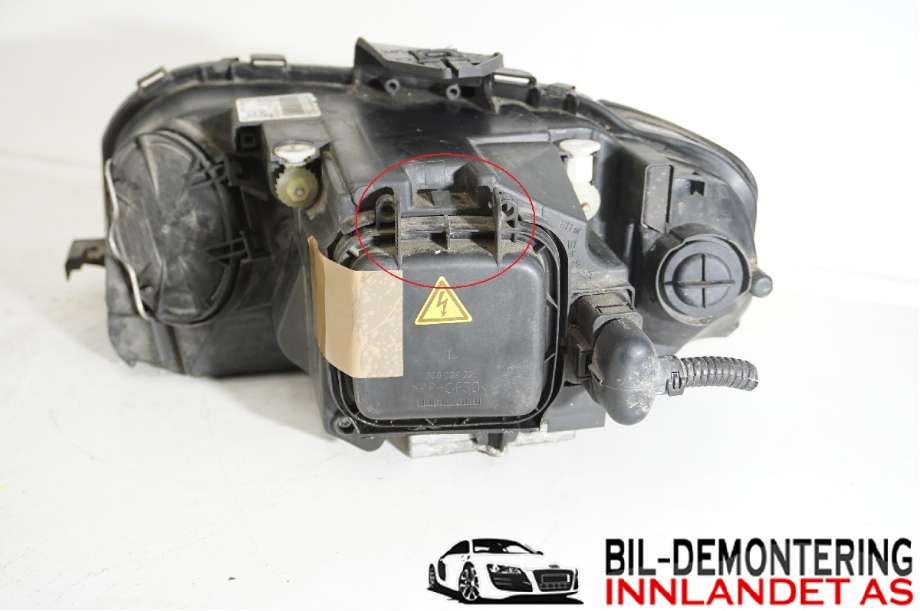 Frontlykt høyre halogen til Audi A3 2003-2008 (Type II, Fase 1)  (AUDI|8P0 941 030 M|9P0411030|8 P0 941 004M)
