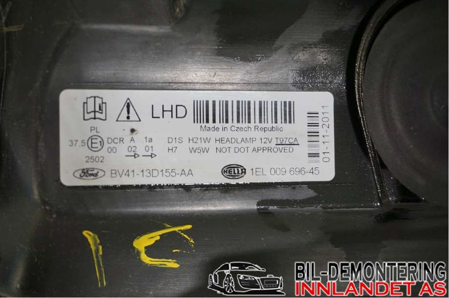 Frontlykt venstre halogen til Ford Kuga 2008-2012 (Type I) (FORD|8V41-13006-AE||8V41-13D155-AA)