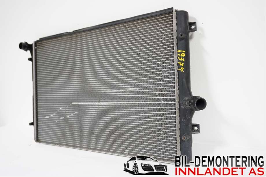 Radiator (automat gir) til Škoda Octavia 2009-2013 (Type II, Fase 2)  (SKODA|1K0 121 251 DM|1K0 121 251 AB|1K0121251DD)