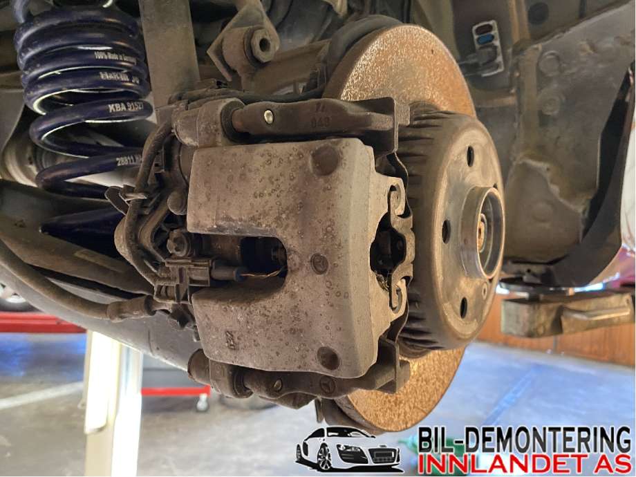 Bremsecaliper høyre bak til Mercedes C-Klasse, 2018-2021 (Fase 2) (W205) (W205) (MERCEDES|A 205 423 02 81)