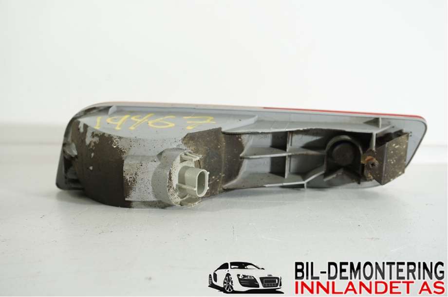 Baklykt fra støtfanger til Mitsubishi Outlander 2012-2015 (Type III, Fase 1)  (MITSUBISHI|8336A102|)