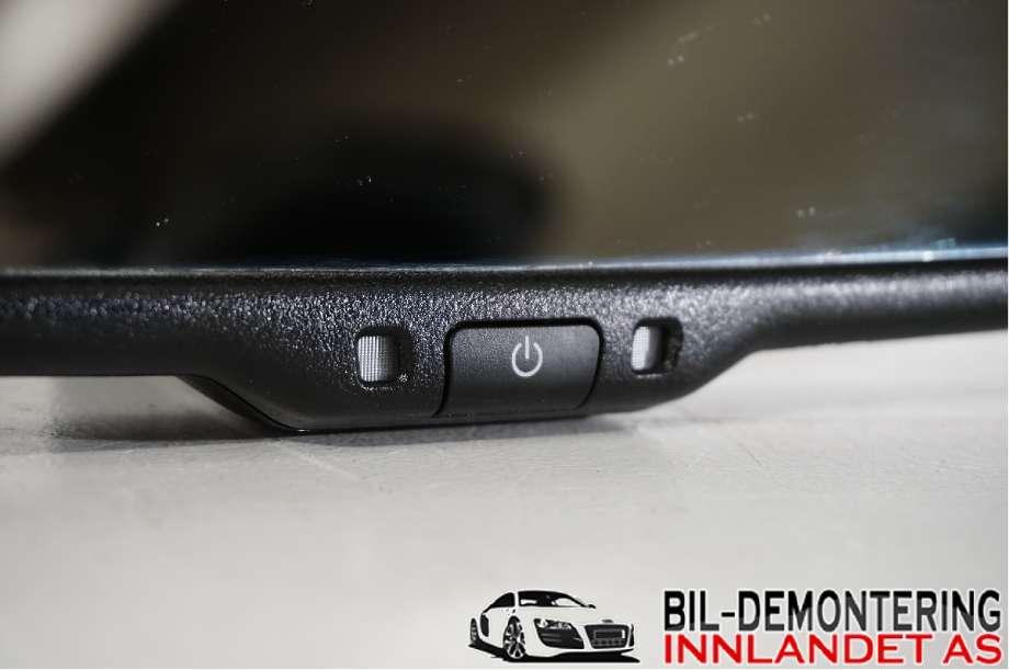 Speil innvendig til Nissan Navara 2016-->> (D23) (D23) (NISSAN|96321ZH30A|)