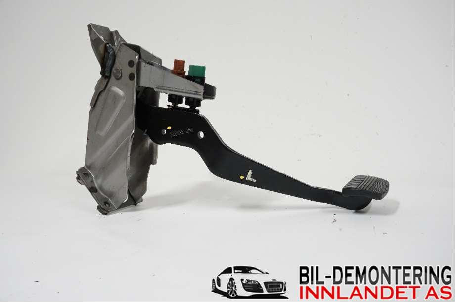 Pedal gass/brems/clutch til Nissan Navara, 2016-->> (D23) (D23) (NISSAN|465014KD0B)