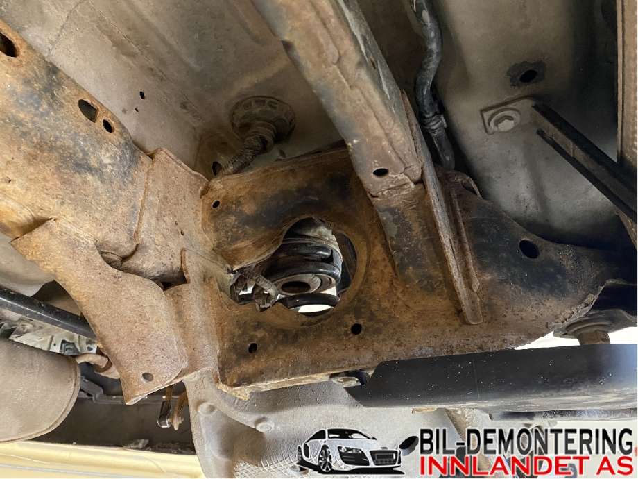 Travers bak til Ford Mondeo 2014-2019 (Type V, Fase 1)  (FORD|DG93-5K067-AH|2435112|)