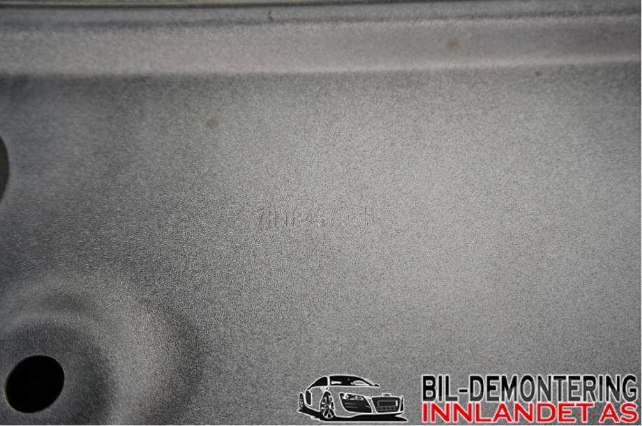 Diverse deler til VW Transporter / Caravelle 2009-2015 (Fase 2) (T5) (T5) (VOLKSWAGEN||7H1843796H)