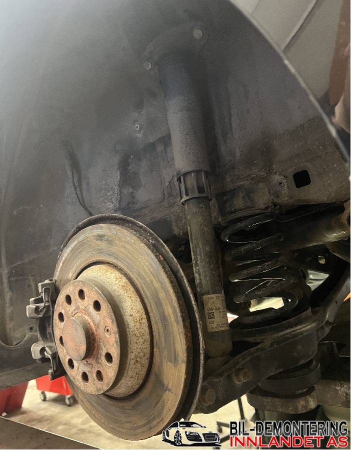 Støtdemper bak til VW Passat, 2015-2019 (Fase 1) (B8) (B8) (VOLKSWAGEN|3Q0 513 049 GG)