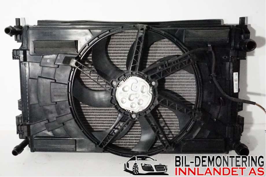 Radiator (automat gir) til VW Passat 2015-2019 (Fase 1) (B8) (B8) (VOLKSWAGEN|5Q0 121 251 GD|5Q0 816 411 AK|5Q0 121 203 CP)