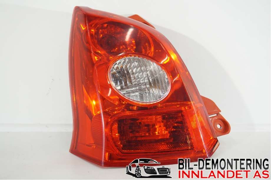 Baklykt venstre til Nissan Pixo 2009-2013 (265554A00G|)